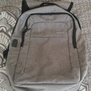 15.6" Laptop Backpack